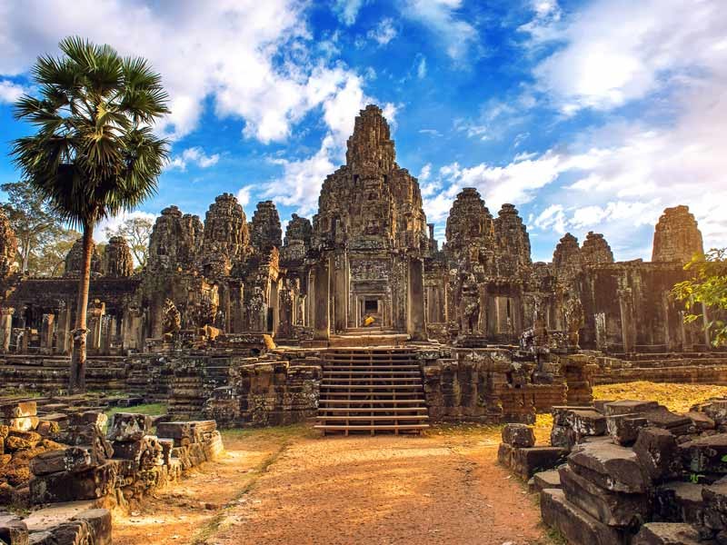 /photos/shares/Vietnam/AngkorWat.jpg